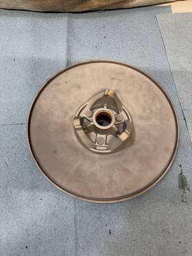1002185 Amf Ski-daddler Driven Clutch Movable Sheave