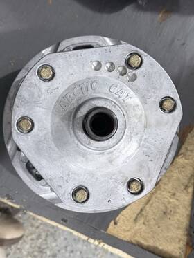 725-441 Arctic Cat Primary Drive Clutch 02 04 Oem Snowmobile Part