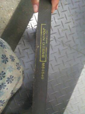 M64540 John Deere Snowmobile Belt