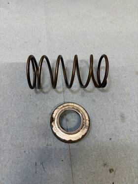 113885 Omc 11141/113885 Johnson / Evinrude Snowmobile Clutch Spring Cup 11141