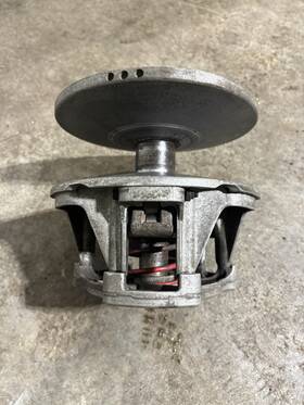 563039802 Polaris 94 500 Efi Oem Primary Drive Clutch With A Red Spring