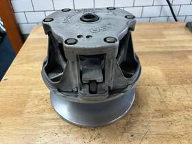 1321719 Ski-doo Polaris Primary Clutch Indy 500 Xcr Xlt 580 600 Trail Electric Start 1989-2003