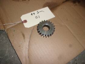 504139300 Ski-doo Skidoo 21 Tooth Upper Chaincase Sprocket