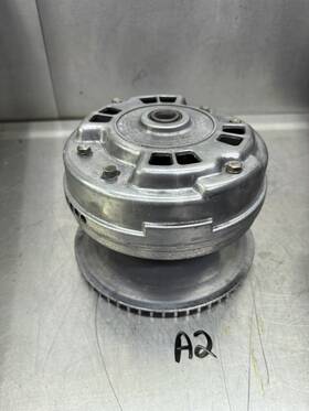 81e-17601-09-00 Yamaha 1989 89 90 91 Oem Inviter 300 Primary Drive Clutch Low Miles
