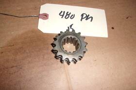 829-17682-50-00 Yamaha 15t Chaincase Sprocket 3 Roller