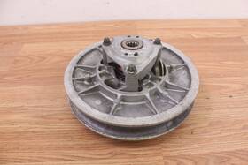 8bv-17660-10-00 Yamaha 1995 Vmax 600 Secondary Driven Clutch 8bv-17660-10-00 Yamaha 1995 Vmax 600 Secondary Driven Clutch
