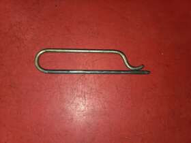 8cr-77384-01-00 Yamaha V-max 500 Snowmobile 2000 Belt Guard Pin Clip