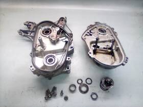 8cw-47543-02-00 Yamaha 1998 V Max 500 Reverse Chain Case Main Housing Cover Hardware