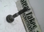 Yamaha Venture Snowmobile Reverse Chaincase Upper Input Splined Shaft Gear. Fixed Price $45.00.