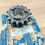 Yamaha Oem Nos Chain Drive Sprocket 826-17682-50/ Snowmobile. Fixed Price $14.00.