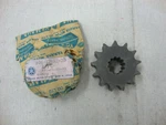1999 Yamaha Ovation Le 340 Nos Oem Upper Sprocket 806-17682-30-00. Fixed Price $11.90.