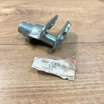 Yamaha Oem Nos Suspension Bracket / 8G8-47419-00-00 Snowmobile ET340 EC340. Fixed Price $6.00.