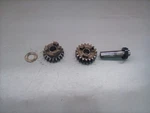 2001 Ski-doo Summit 700 Reverse Chaincase Center Idler Sprockets Shaft 600 Dlx. Fixed Price $99.99.